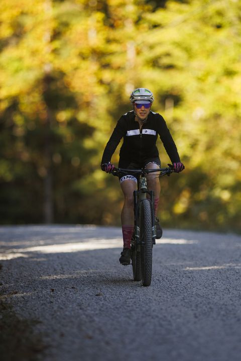jamestown, tennessee   october 09, 2022  ac shilton balances working on her small farm with meeting her training goals photograph by brett carlsen for bicycling magazine