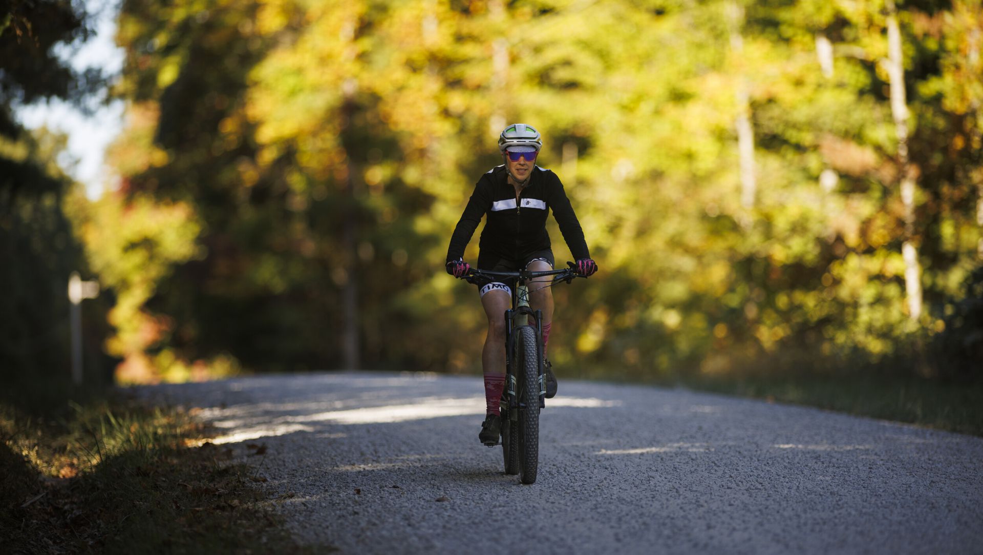 jamestown, tennessee   october 09, 2022  ac shilton balances working on her small farm with meeting her training goals photograph by brett carlsen for bicycling magazine