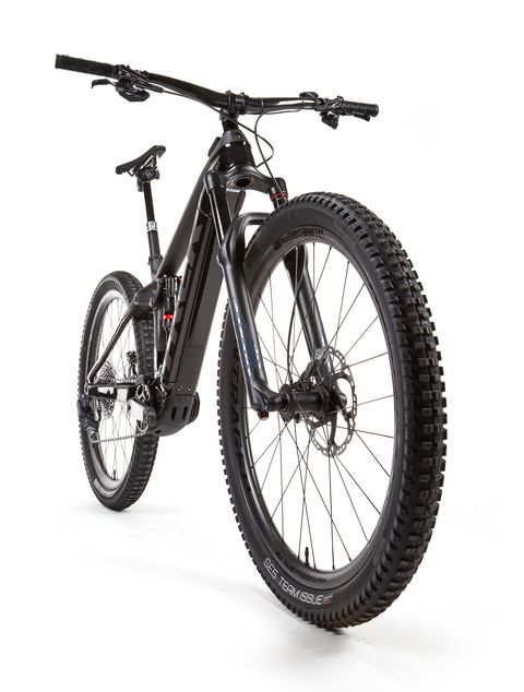 Land vehicle, Bicycle, Bicycle wheel, Vehicle, Bicycle part, Bicycle tire, Bicycle frame, Spoke, Mountain bike, Tire, 