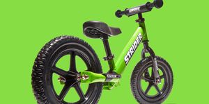 Land vehicle, Vehicle, Bicycle wheel, Bicycle, Bicycle part, Bicycle tire, Mountain bike, Bicycle drivetrain part, Bicycle frame, Bmx bike, 
