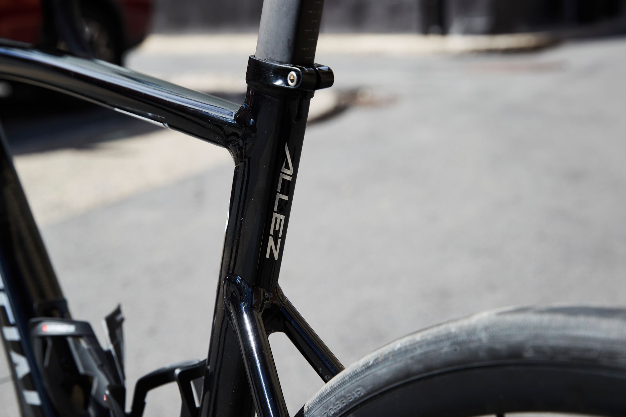 Specialized Allez Sprint Review | Best Road Bikes 2022