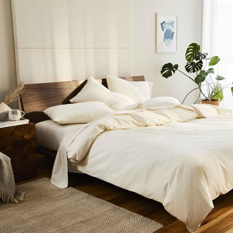 19 Ways to Feng Shui Your Bedroom for the Most Restful Sleep Ever