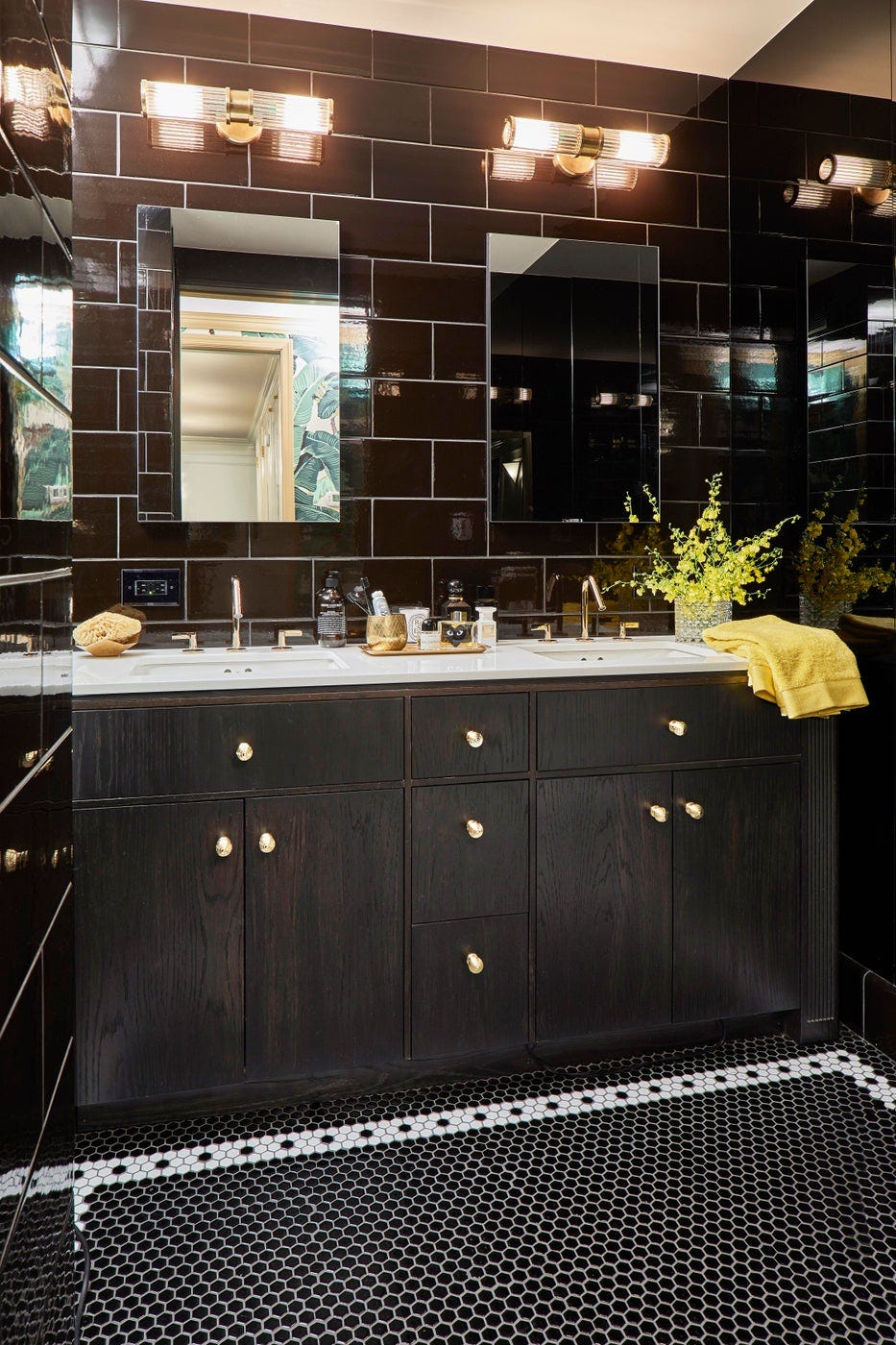 black and white bathroom ideas