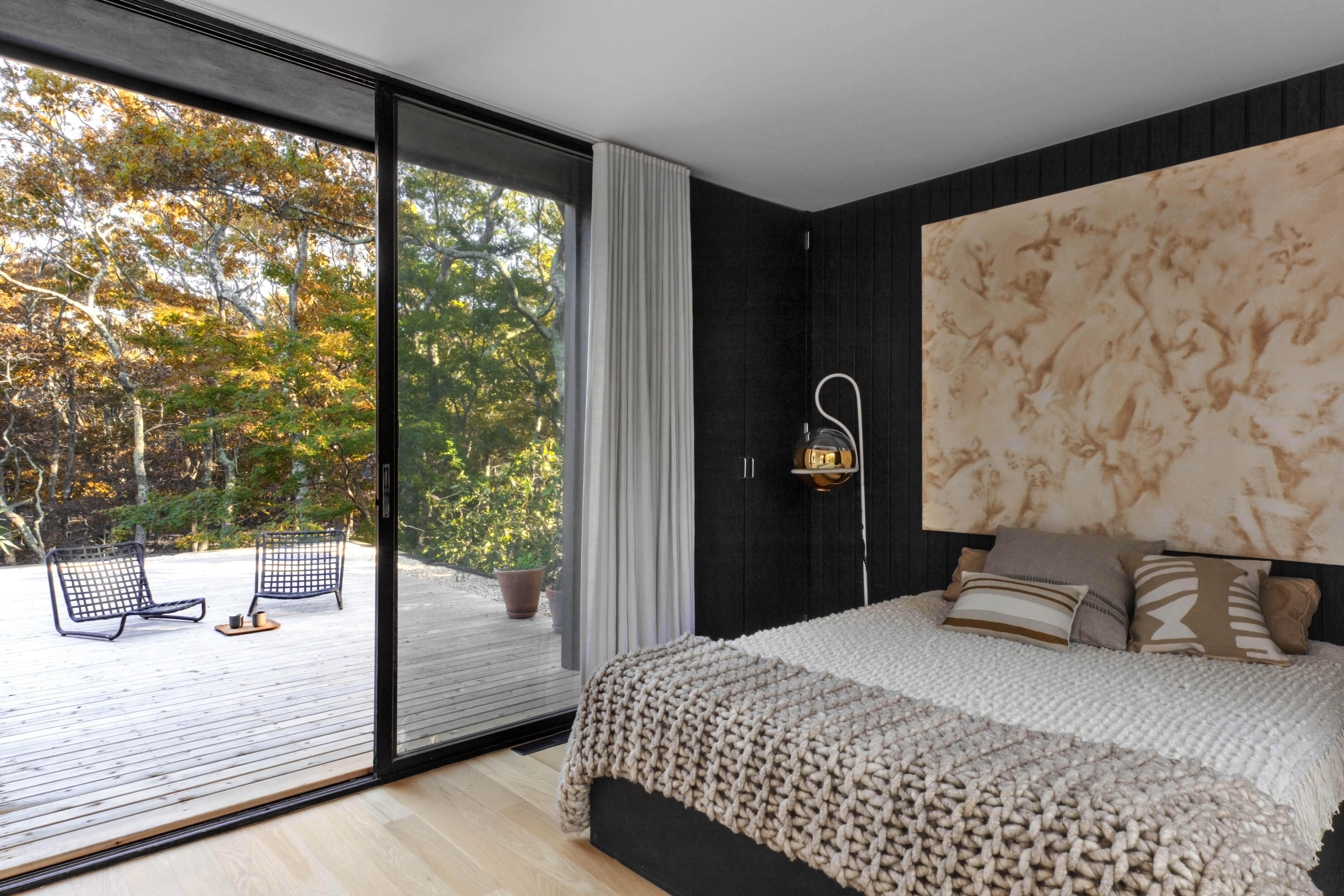 27 Striking Black and White Bedrooms Black and White Bedroom Decor