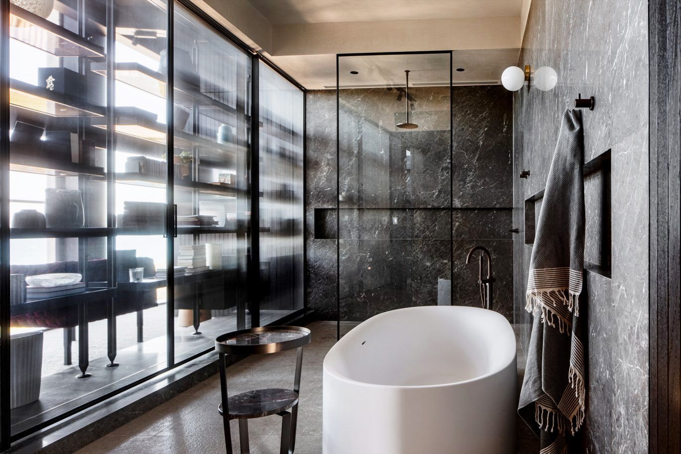 Black Bathroom Fixtures and Decor Keeping Modern Bathroom Design Elegant