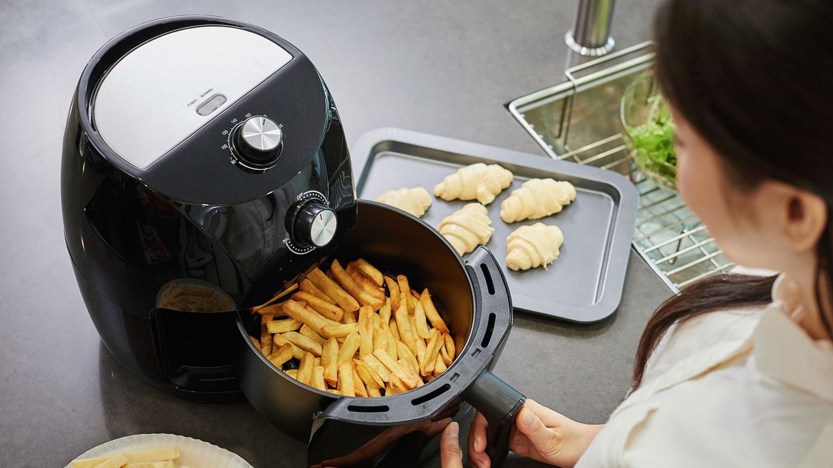 This Philips Air Fryer Is 40% Off at Target Right Now