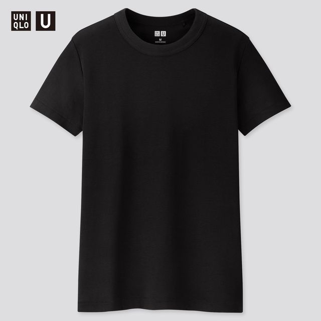 uniqlo black tshirt for women with a rounded crew neck collar and short sleeves