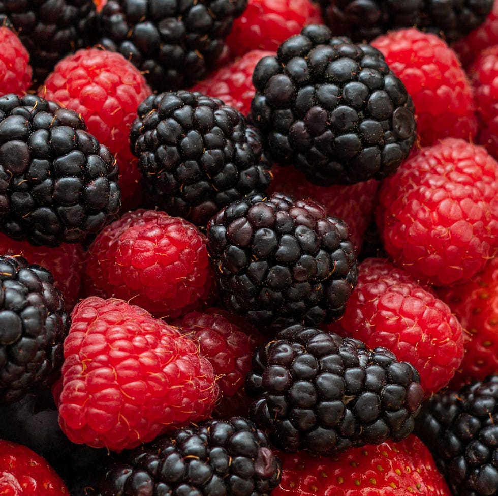 blackberries and raspberries blackberries and raspberries