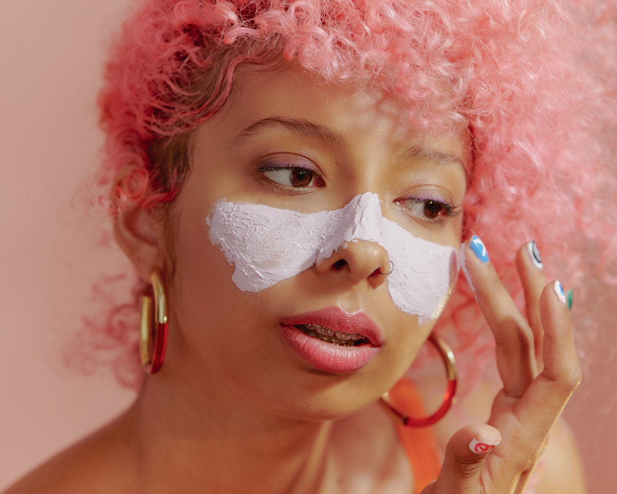 9 Ways To Treat Stubborn Blackheads — According To A Dermatologist 4975