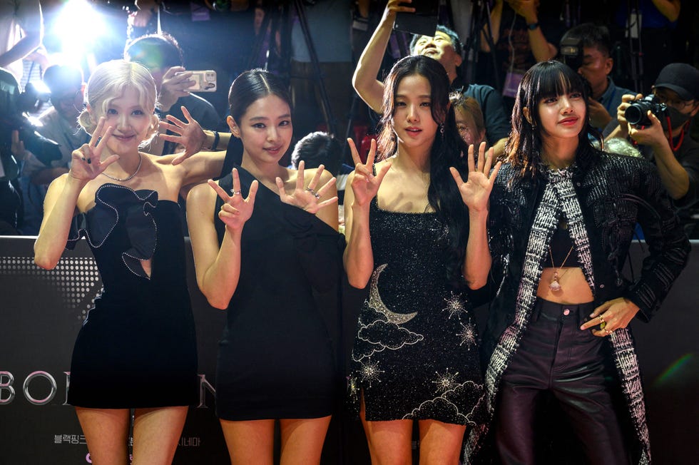 blackpink at their 8th anniversary celebration