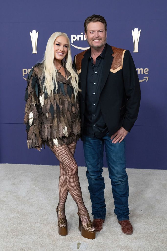 us musicians gwen stefani l and blake shelton arrive for the 59th academy of country music awards acm at ford center in the star in frisco, texas, may 16, 2024 photo by suzanne cordeiro  afp photo by suzanne cordeiroafp via getty images