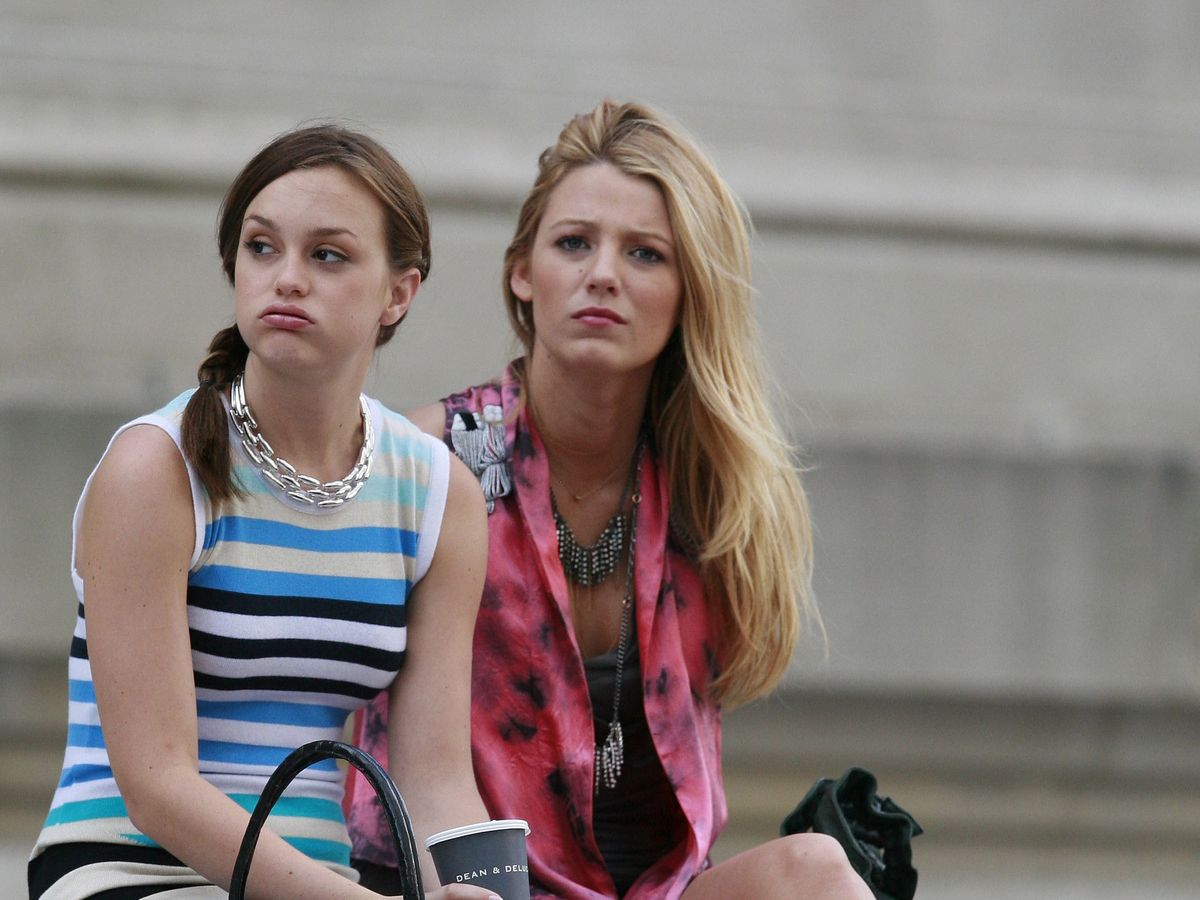 This Viral TikTok Identifies One of Gossip Girl's Most Iconic Bags