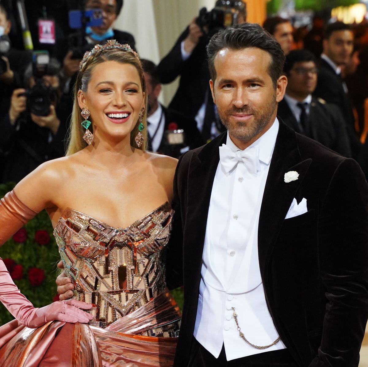 Ryan Reynolds & Blake Lively Married — Photos Of Their Relationship –  Hollywood Life