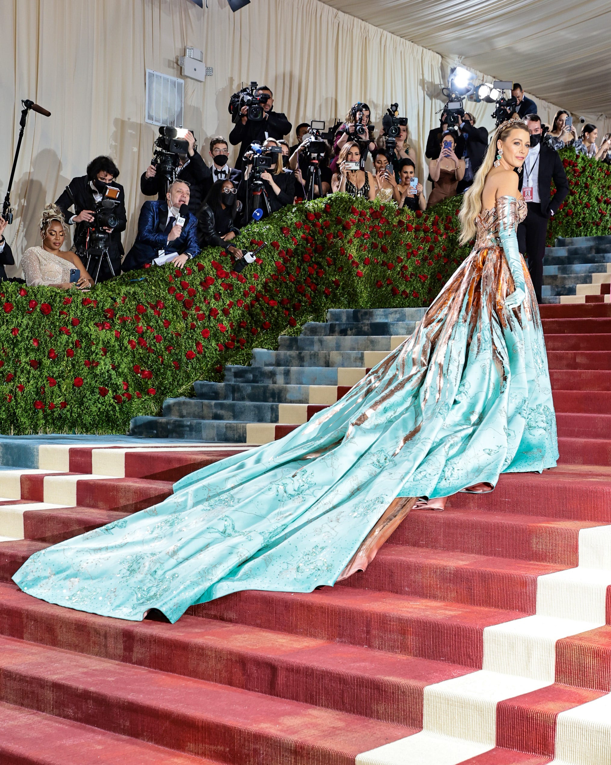 Blake Lively dress change transformation at Met Gala 2022