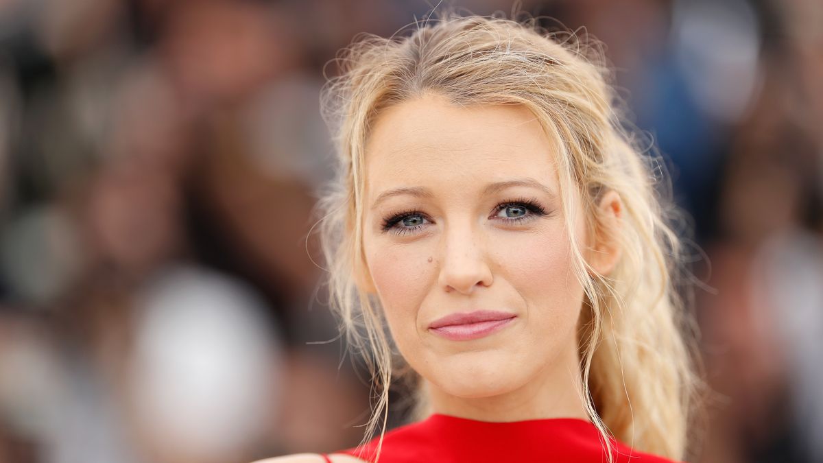 preview for Blake Lively Reveals Feeling 'INSECURE' After Having Her Third Child!