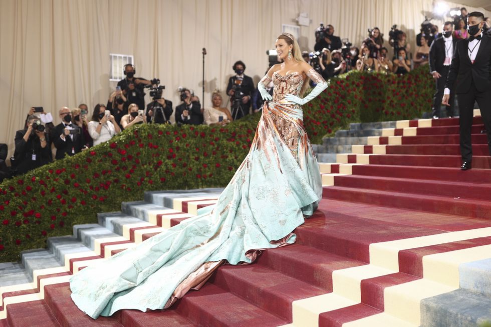 the 2022 met gala in america: an anthology of fashion red carpet arrivals