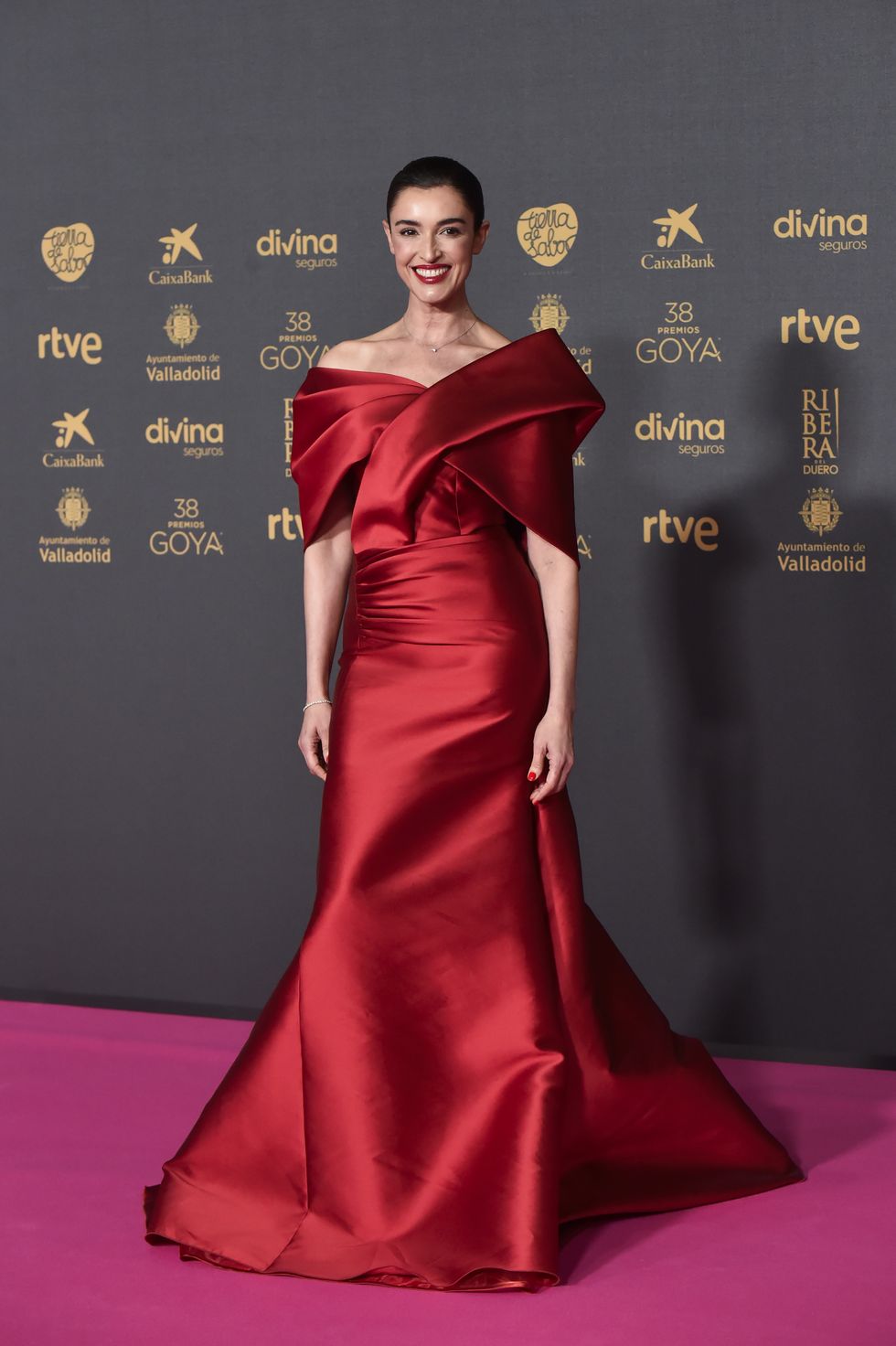 Los vestidos más impresionantes de la alfombra roja de los Goya