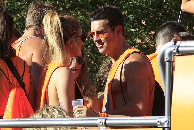 Blanca Suárez, Mario Casas, Blanca Suárez y Mario Casas, Orgullo gay, Día Orgullo Madrid, Desfile orgullo, Mario Casas orgullo gay, Blanca Suárez orgullo Gay