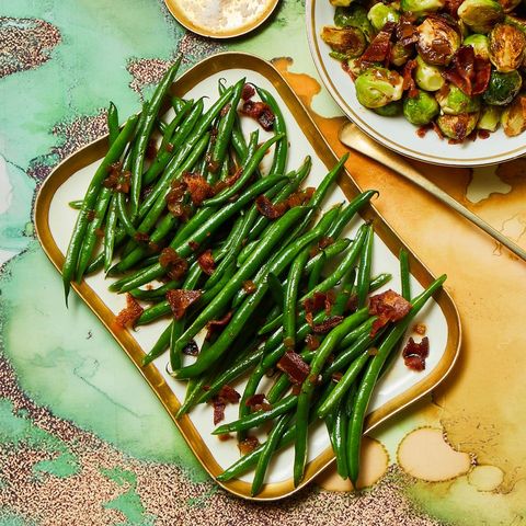 blanched green beans with bacon bits