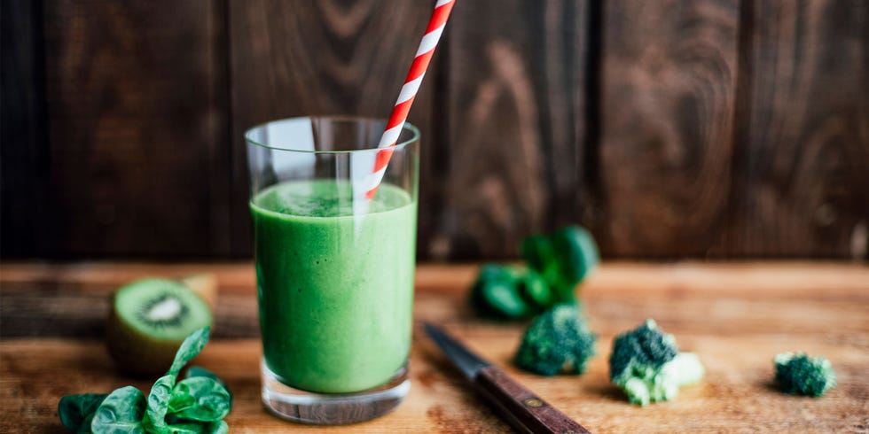 Drink, Green, Vegetable juice, Food, Aojiru, Smoothie, Juice, Health shake, Non-alcoholic beverage, Spinach, 