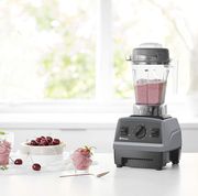 Blender, Mixer, Small appliance, Food processor, Product, Kitchen appliance, Smoothie, Home appliance, Juicer, Food, 
