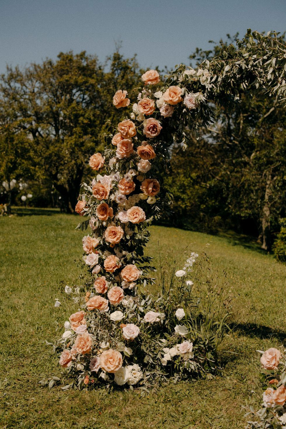 floral arch at wedding