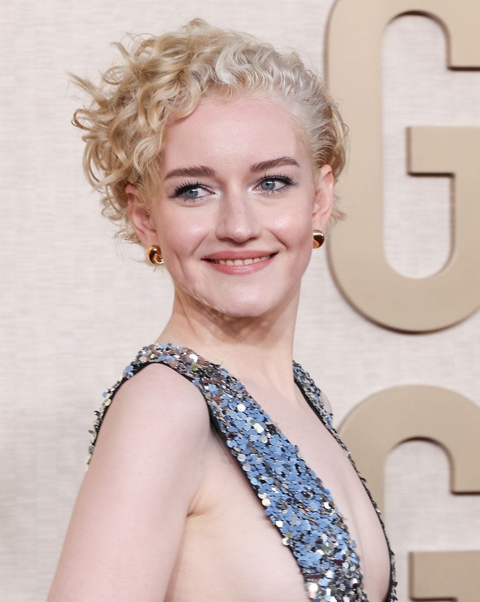 blonde hair inspiration julia garner