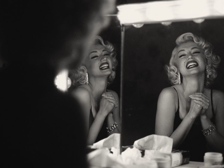 Blacked Porn Blonde Smiling - Blonde: What's the true story behind the Marilyn Monroe movie?