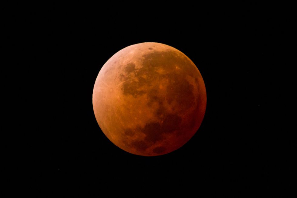 how to watch flower blood supermoon may 2021