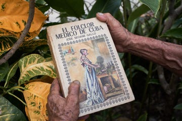 Door de tekortkoming van voorgeschreven medicijnen in Cuba zijn alternatieve geneesmiddelen steeds belangrijker geworden