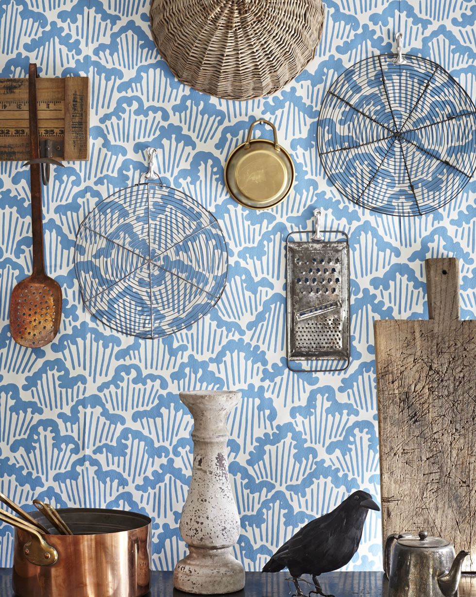 graphic blue and white kitchen wallpaper