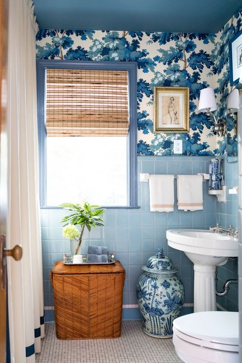 Blue, Bathroom, Room, Interior design, Curtain, Wall, Window treatment, Home, Tile, Floor, 
