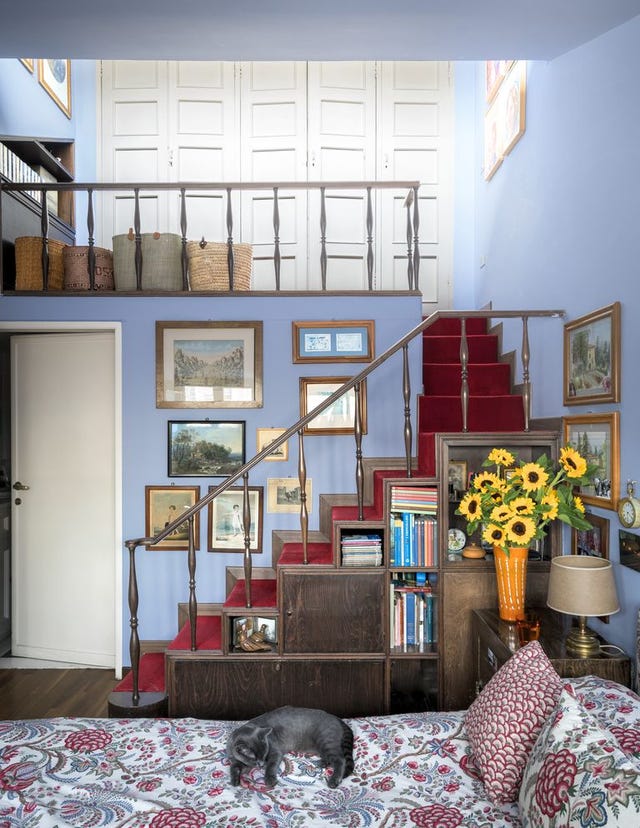 red blue and beige living room