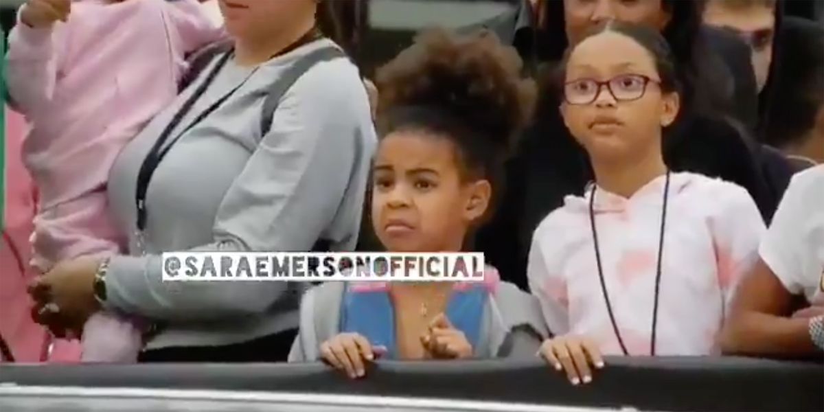 Blue Ivy Carter Embarrassed Watching Beyoncé And Jay Zs On The Run Ii Tour Video Beyonce