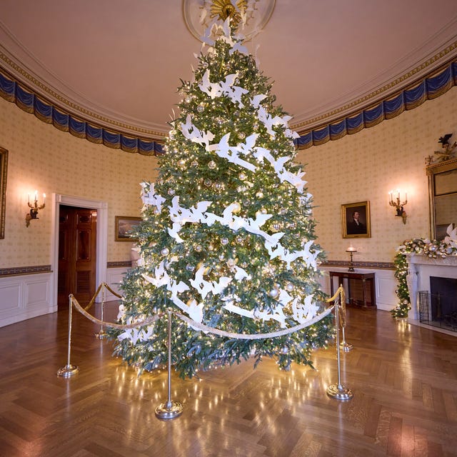 2021 holiday decorations at the white house