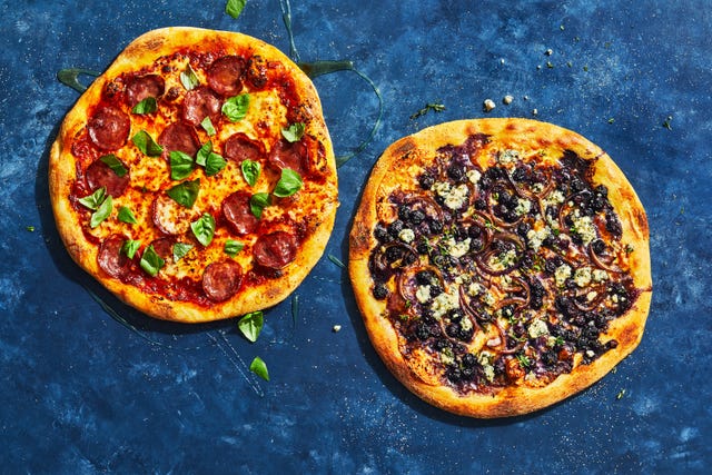 blue cheese and blueberry pizza