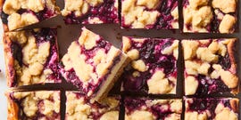 blueberry crumble cheesecake bars