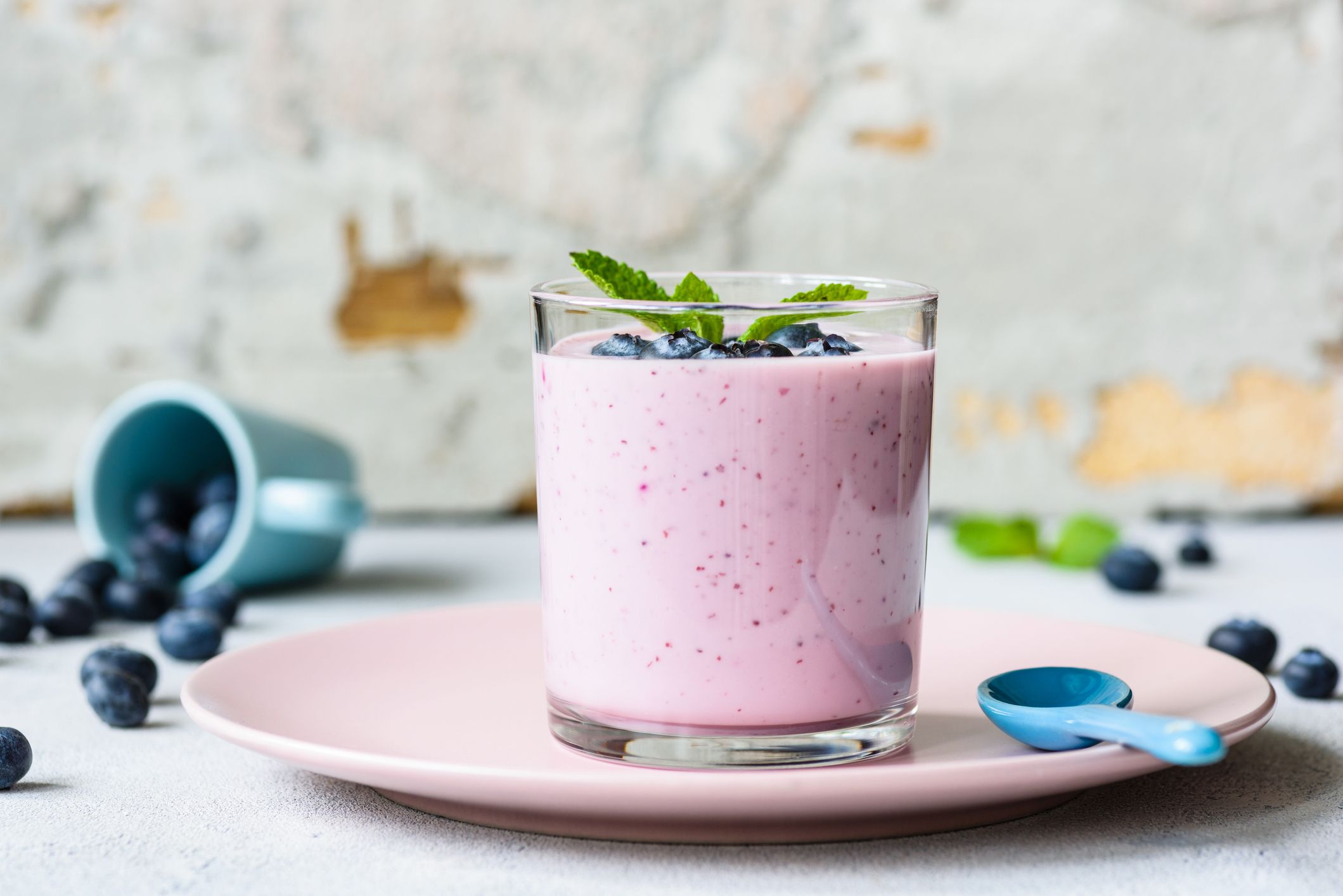 40 Best Healthy Smoothie Recipes For Weight Loss, From Dietitians