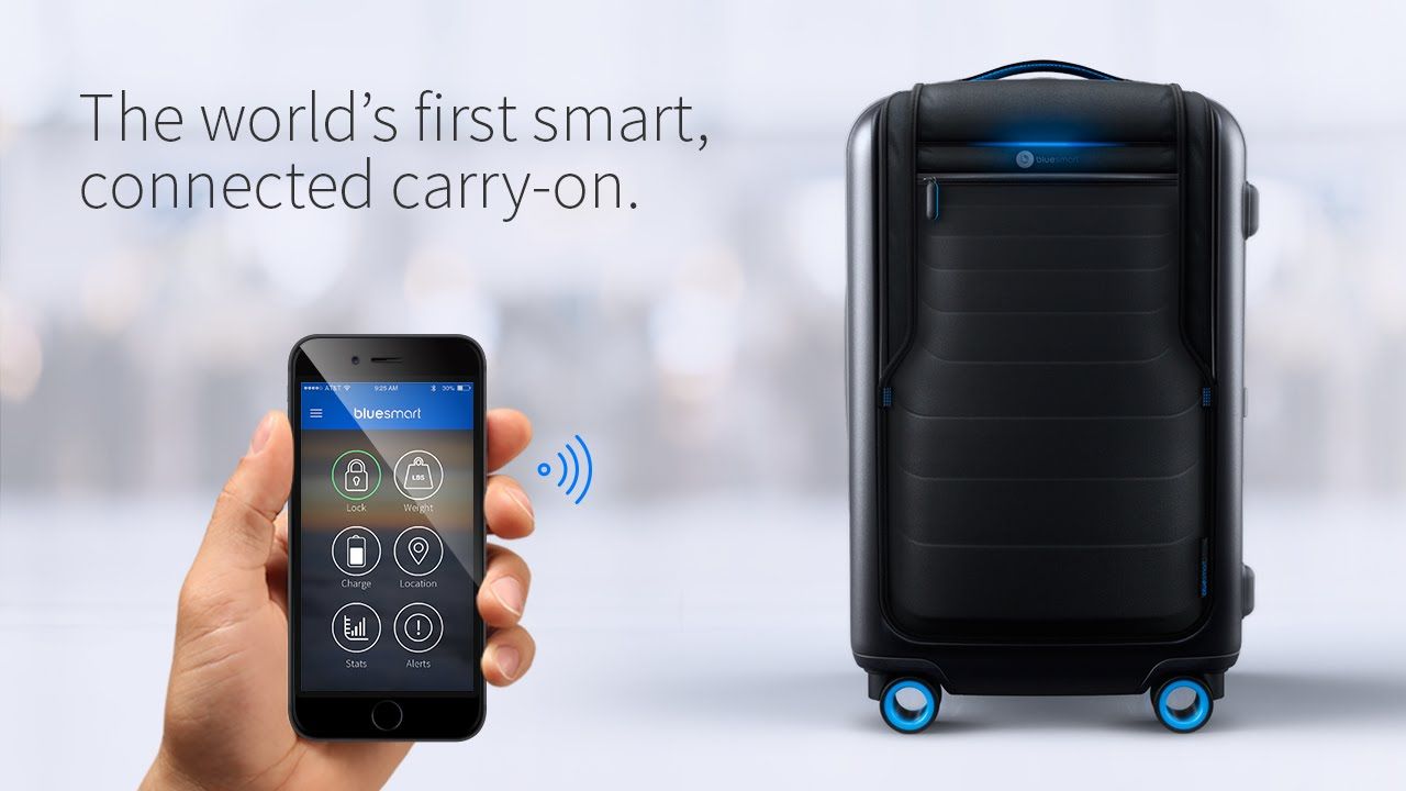 smart luggage by jey&em includes bluetooth trackers and a power bank