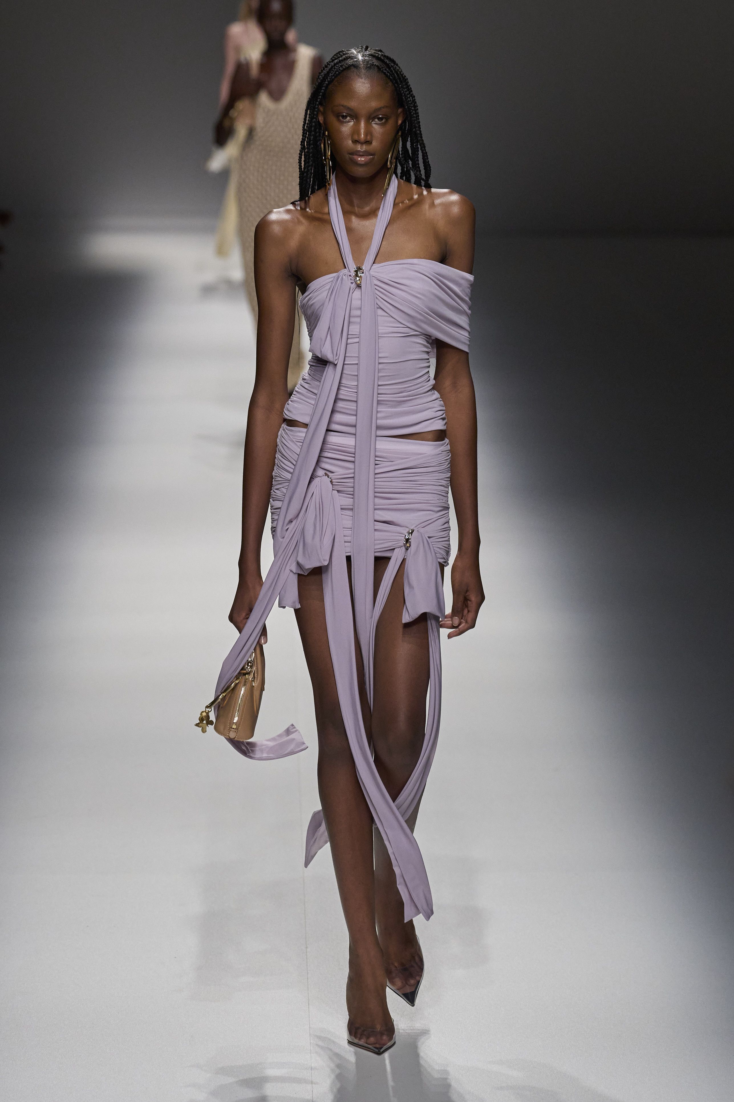 ブルマリン（BLUMARINE）2024春夏コレクション | ファッション