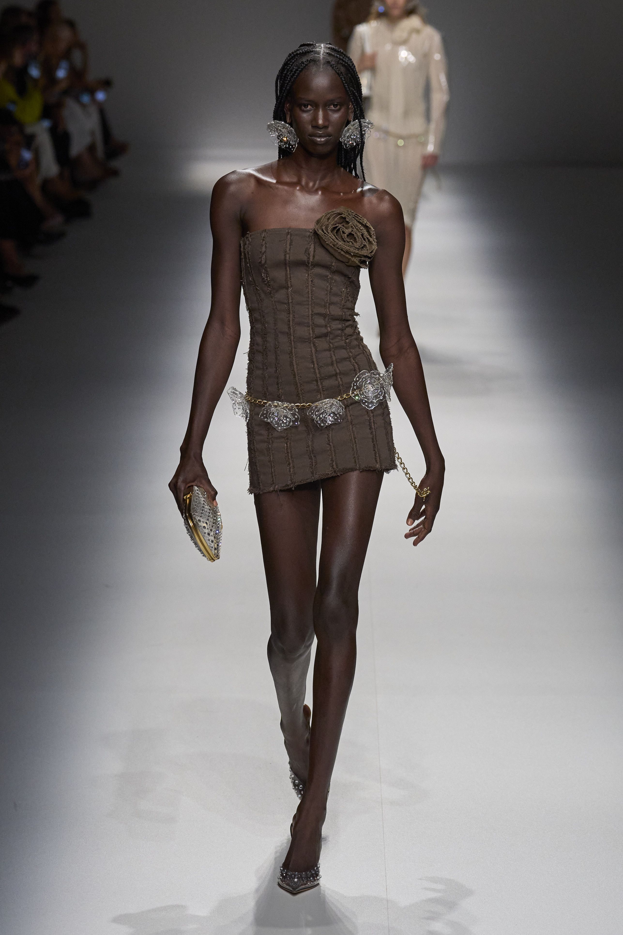 ブルマリン(BLUMARINE)2024春夏コレクション | ファッション ブルマリン(BLUMARINE)2024春夏コレクション | ファッション