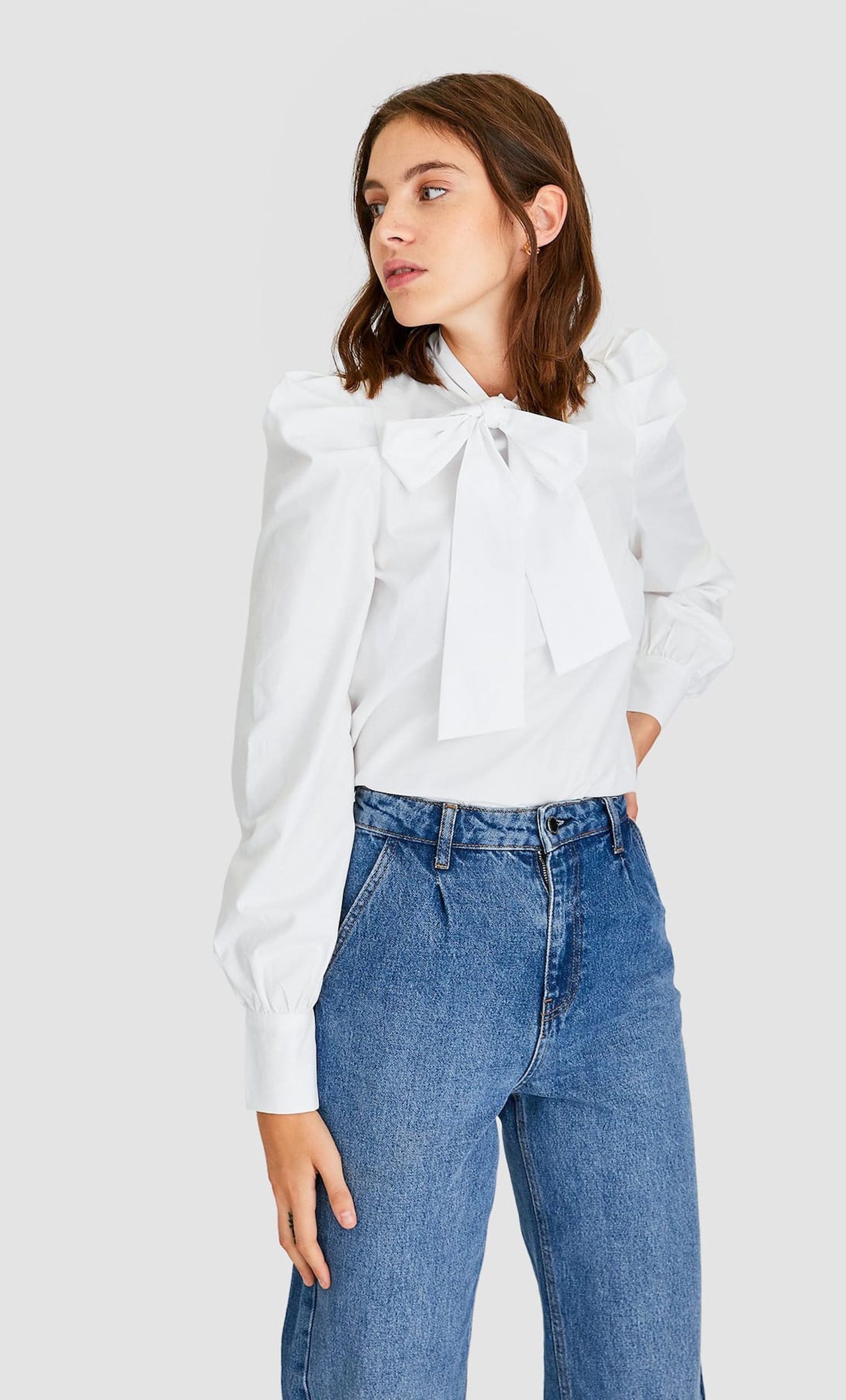 Blusas con lazos best sale en el cuello 2019