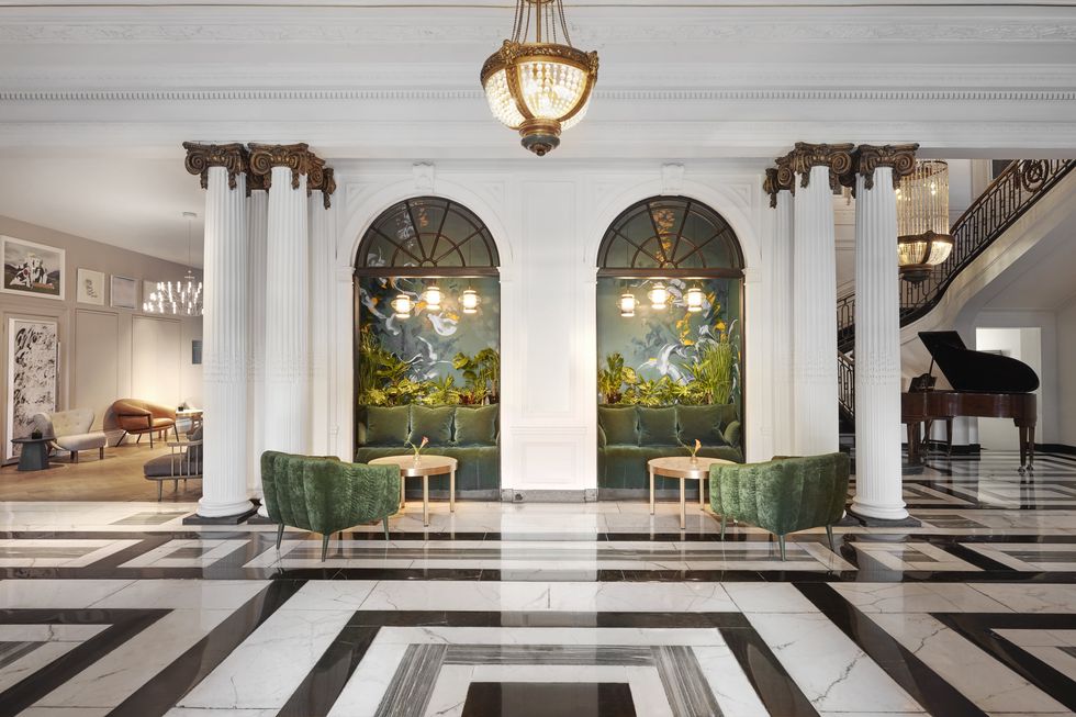 the lobby of the kimpton blythswood square is absolutely stunning﻿
