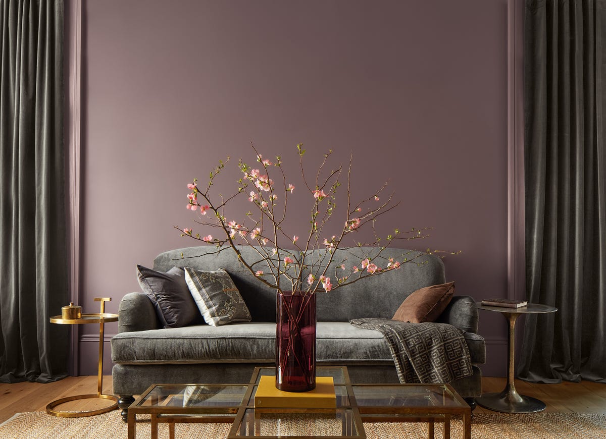 Benjamin Moore’s 2025 Color of the Year Is Cinnamon Slate