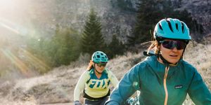 outdoor recreation, helmet, recreation, cycle sport, adventure racing, cycling, adventure, vehicle, sports equipment, mountain bike,