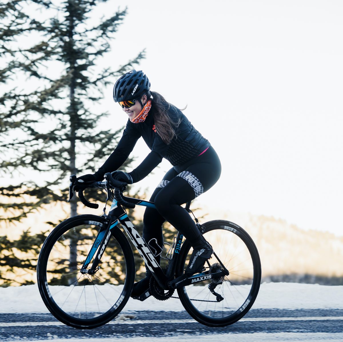 Winter Cycling Clothing Pro Tips - Cold Weather Clothing Guide 