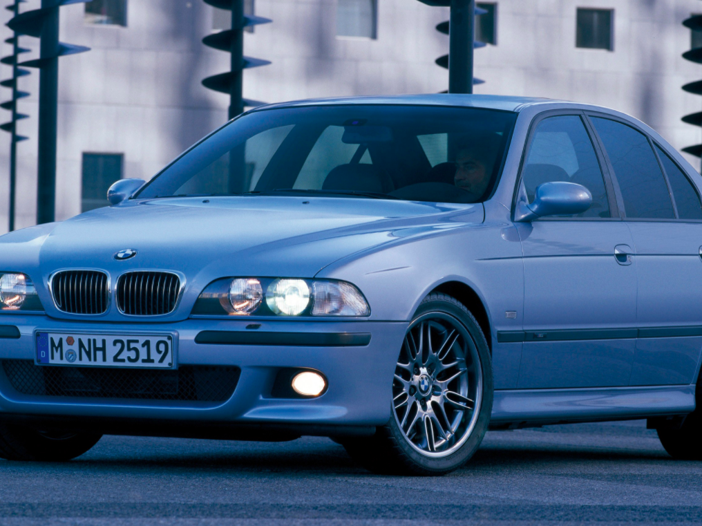 2003 BMW M5 Review & Ratings
