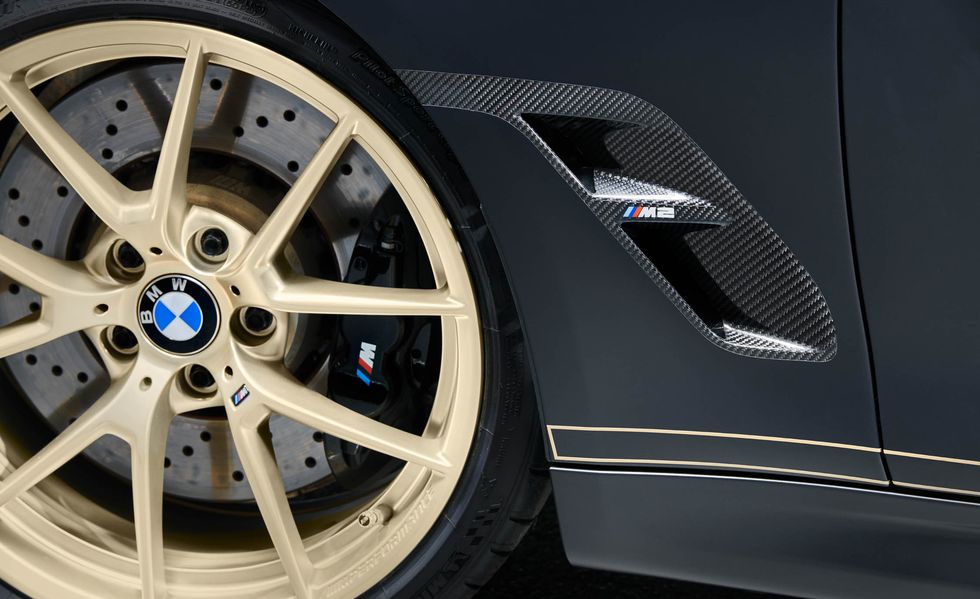 BMW M2 Adds More M Performance Carbon Parts
