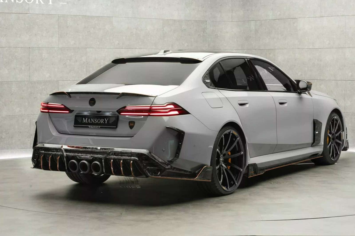 www.caranddriver.com