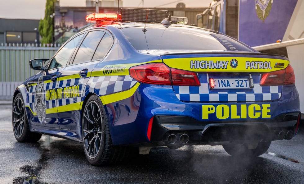 BMW M5 Competition Victoria Police Australia trasera